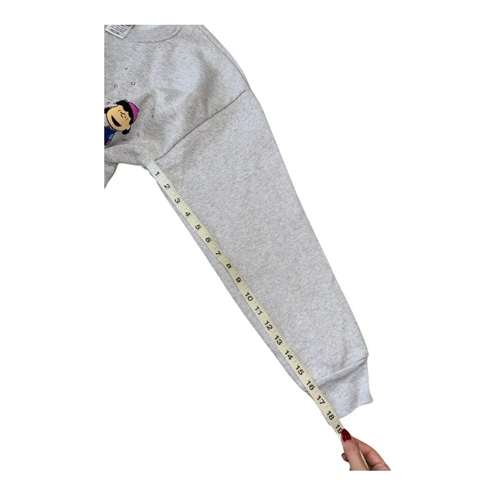 Women’s Peanuts Christmas/Holiday Gray Light Up Sweater - S